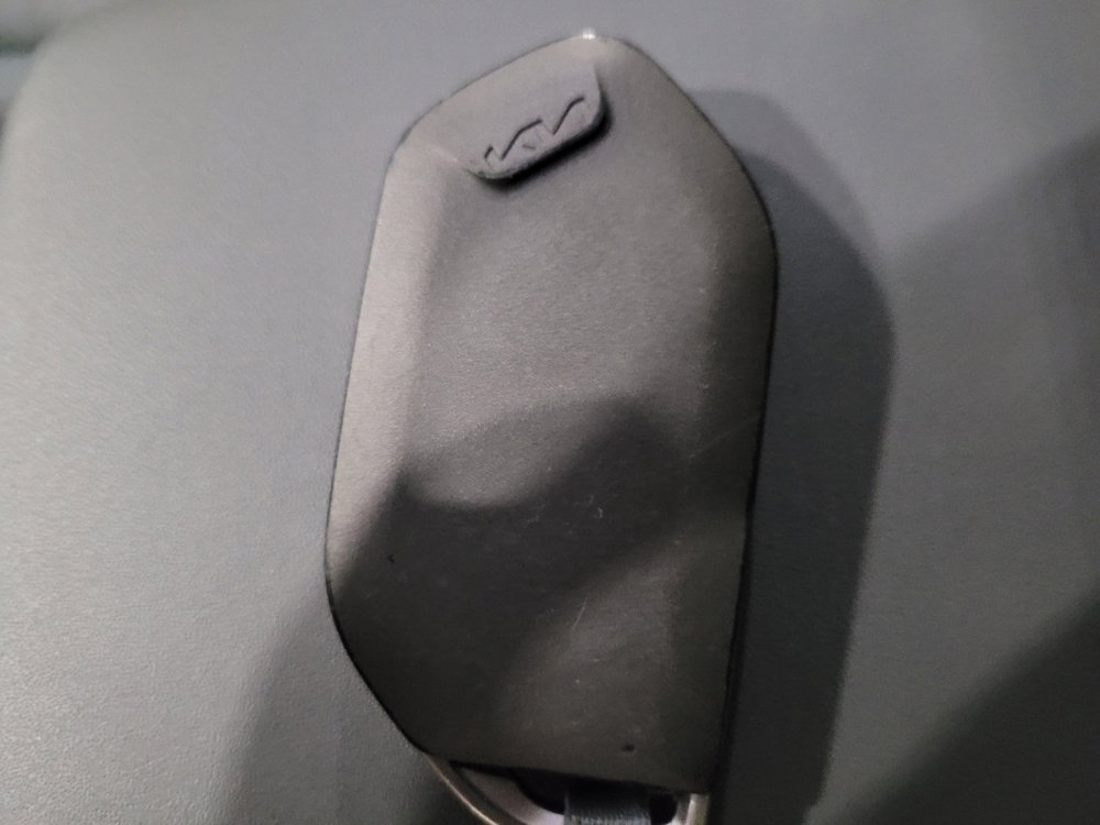 Used 2025 Kia K4 FWD image 32