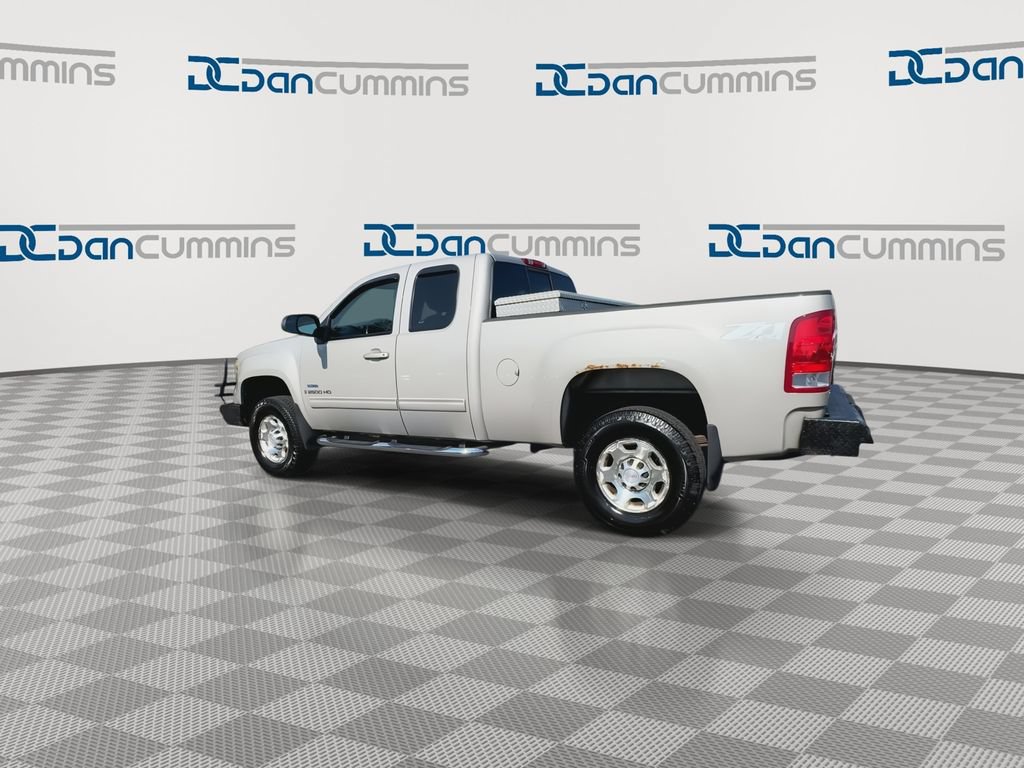 Used 2009 GMC Sierra 2500 SLT w/ SLT Convenience Package AWD/4WD image 6