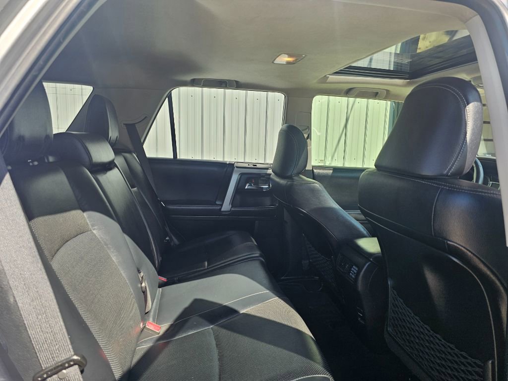 Used 2016 Toyota 4Runner Limited image 19