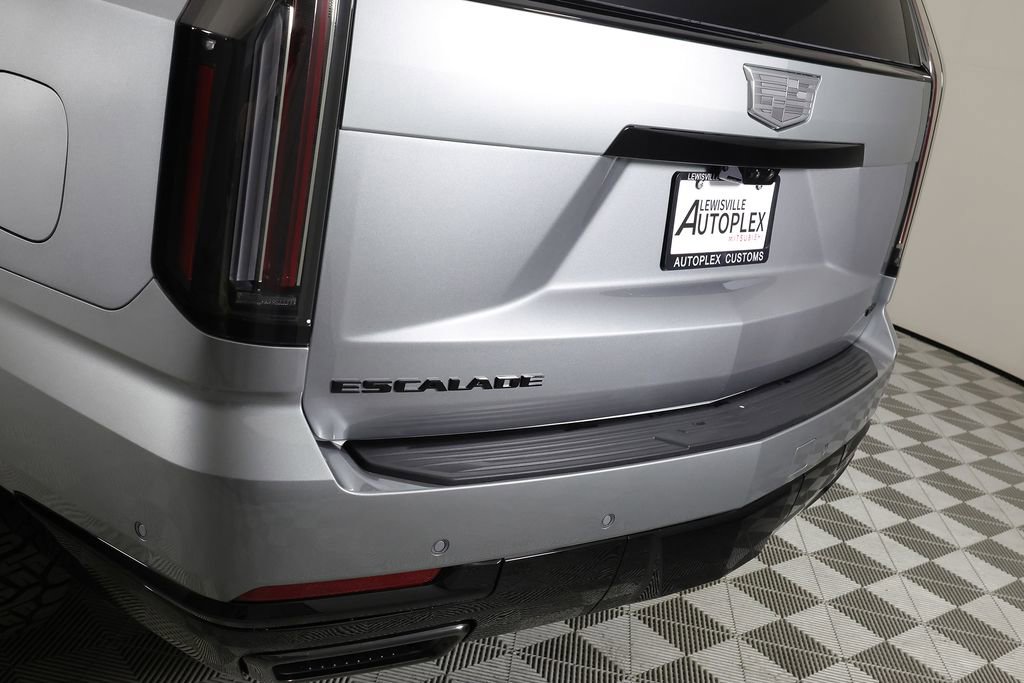 Used 2026 Cadillac Escalade Platinum Sport w/ LPO, ONYX Package AWD/4WD image 55