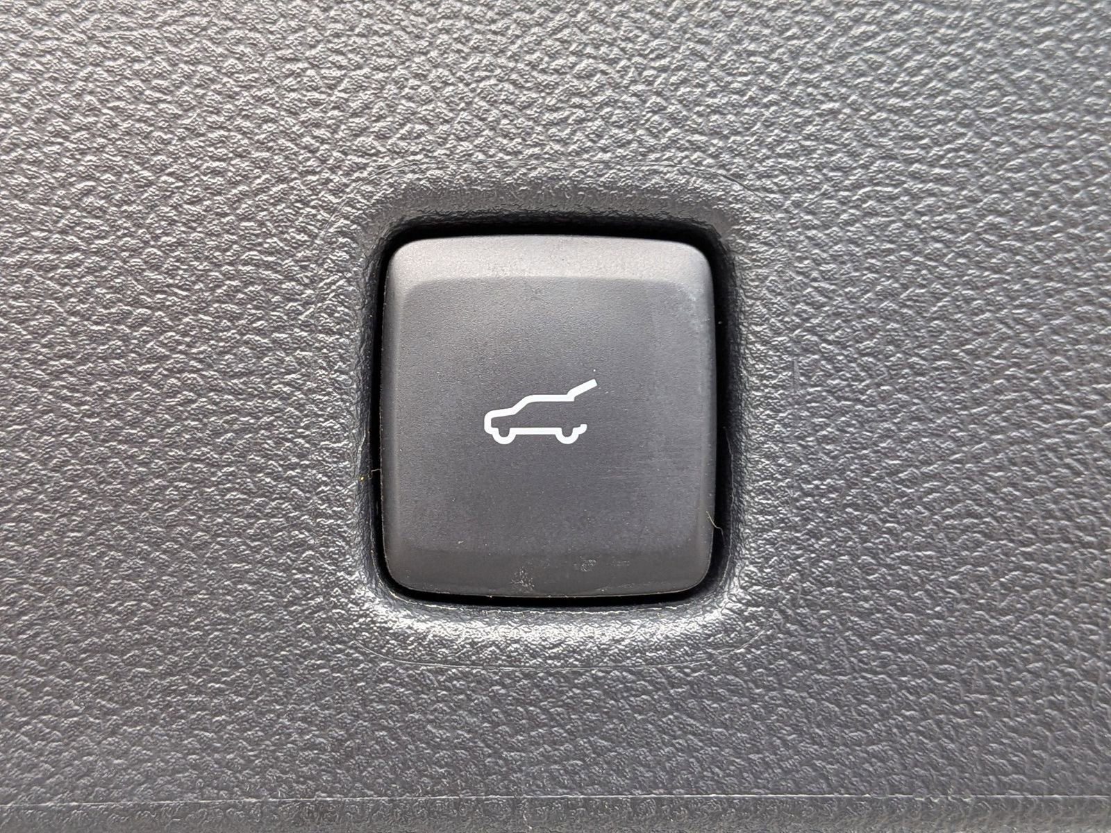 Certified 2023 Ford Escape ST-Line Select w/ Tech Pack #2 image 15