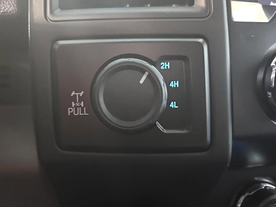 Used 2019 Ford F150 XL w/ Equipment Group 101A Mid AWD/4WD image 17