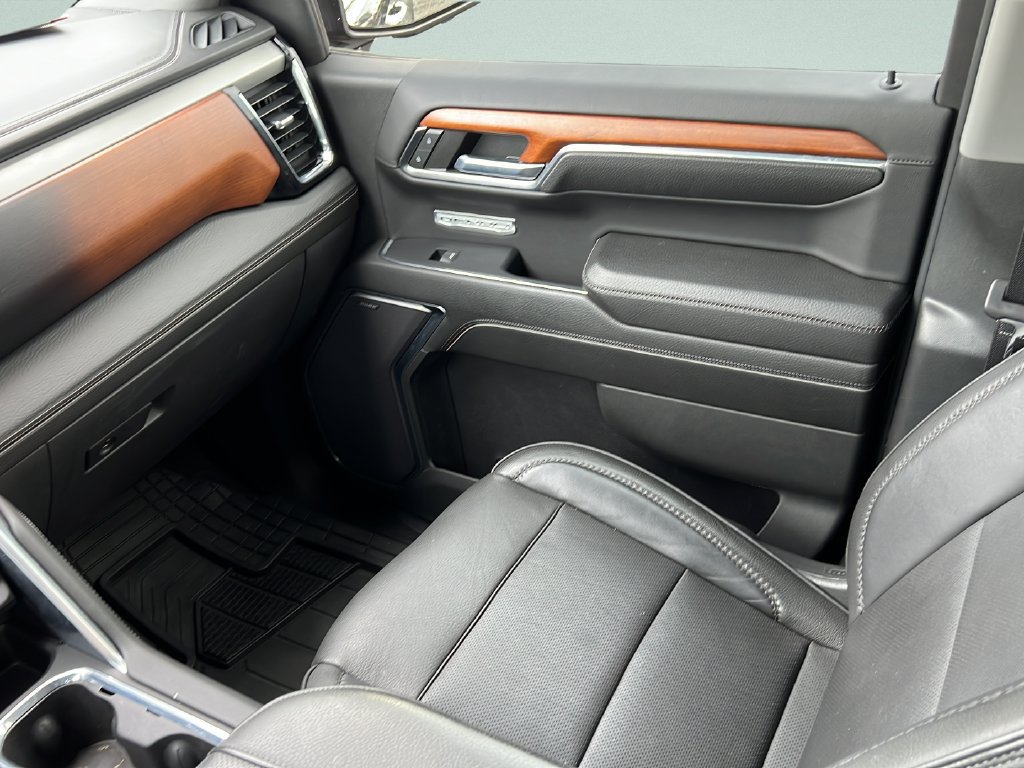 Used 2022 GMC Sierra 1500 Denali w/ Denali Reserve Package RWD image 13