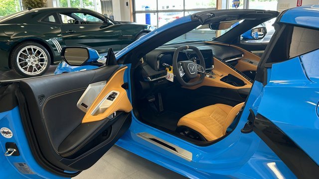 New 2025 Chevrolet Corvette Stingray Preferred Cpe w/ 2LT image 19