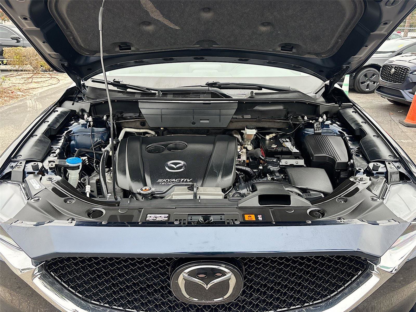 Used 2018 MAZDA CX-5 Touring image 31