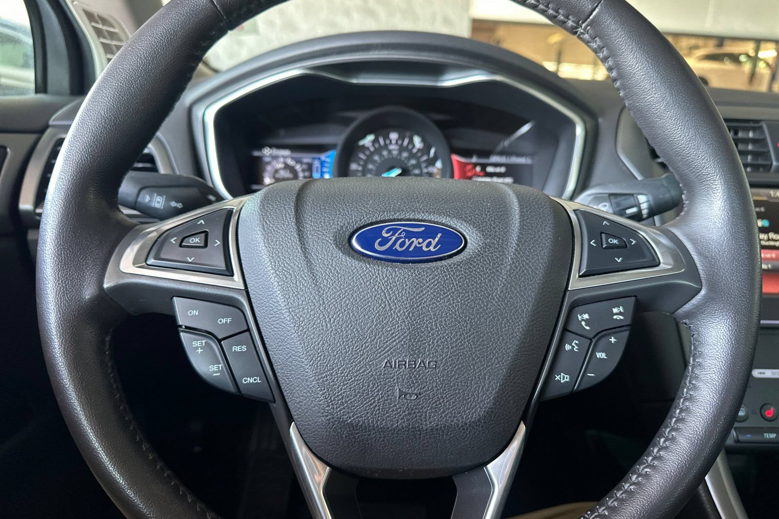 Used 2016 Ford Fusion Energi Titanium w/ Driver Assist Package FWD image 20