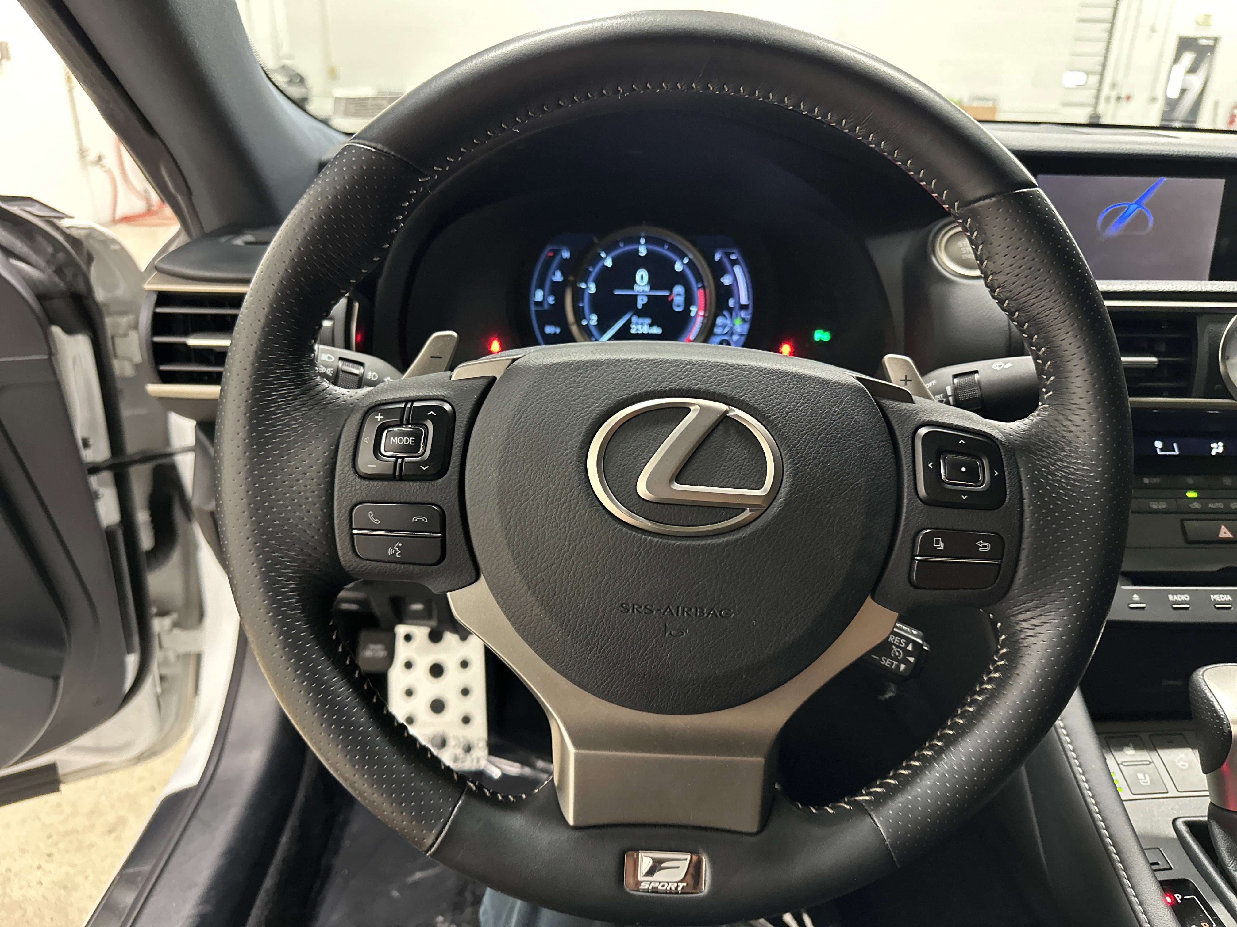 Used 2015 Lexus RC 350 AWD w/ Navigation System Package image 18