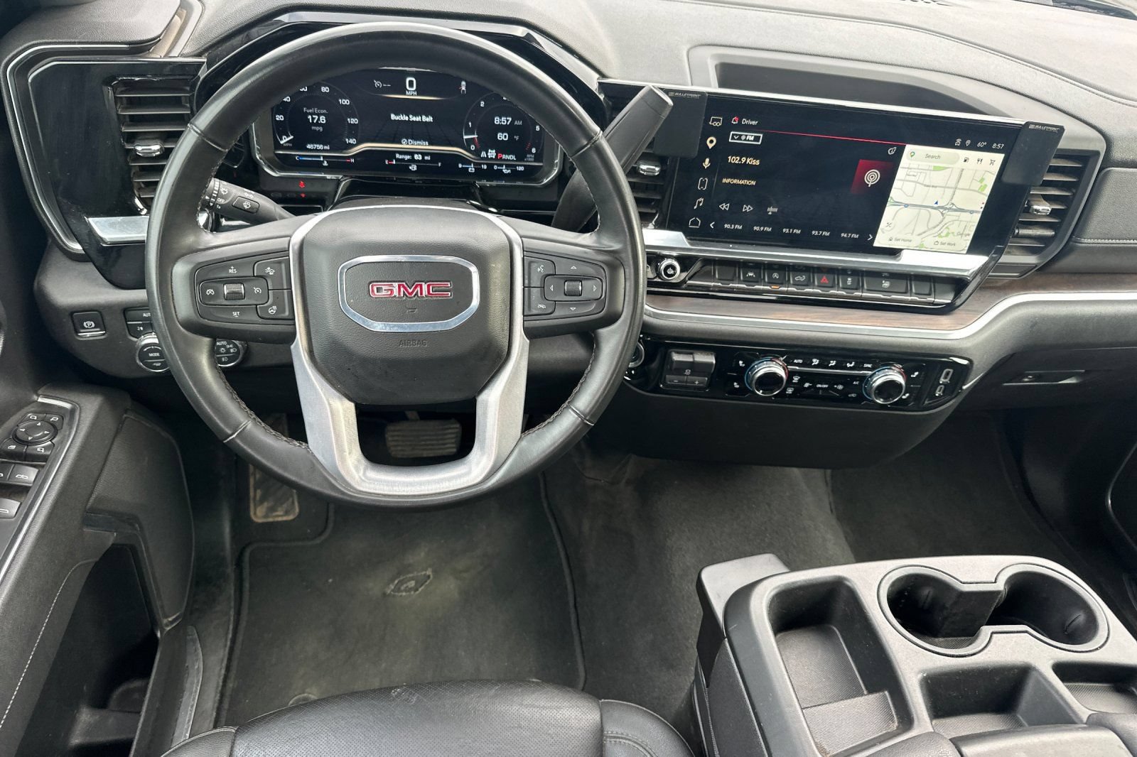 Used 2025 GMC Sierra 1500 SLT AWD/4WD image 16