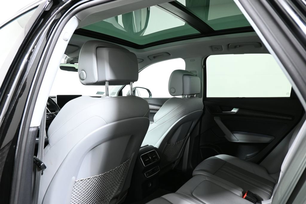 Used 2018 Audi Q5 2.0T Premium Plus w/ Premium Plus Package image 6