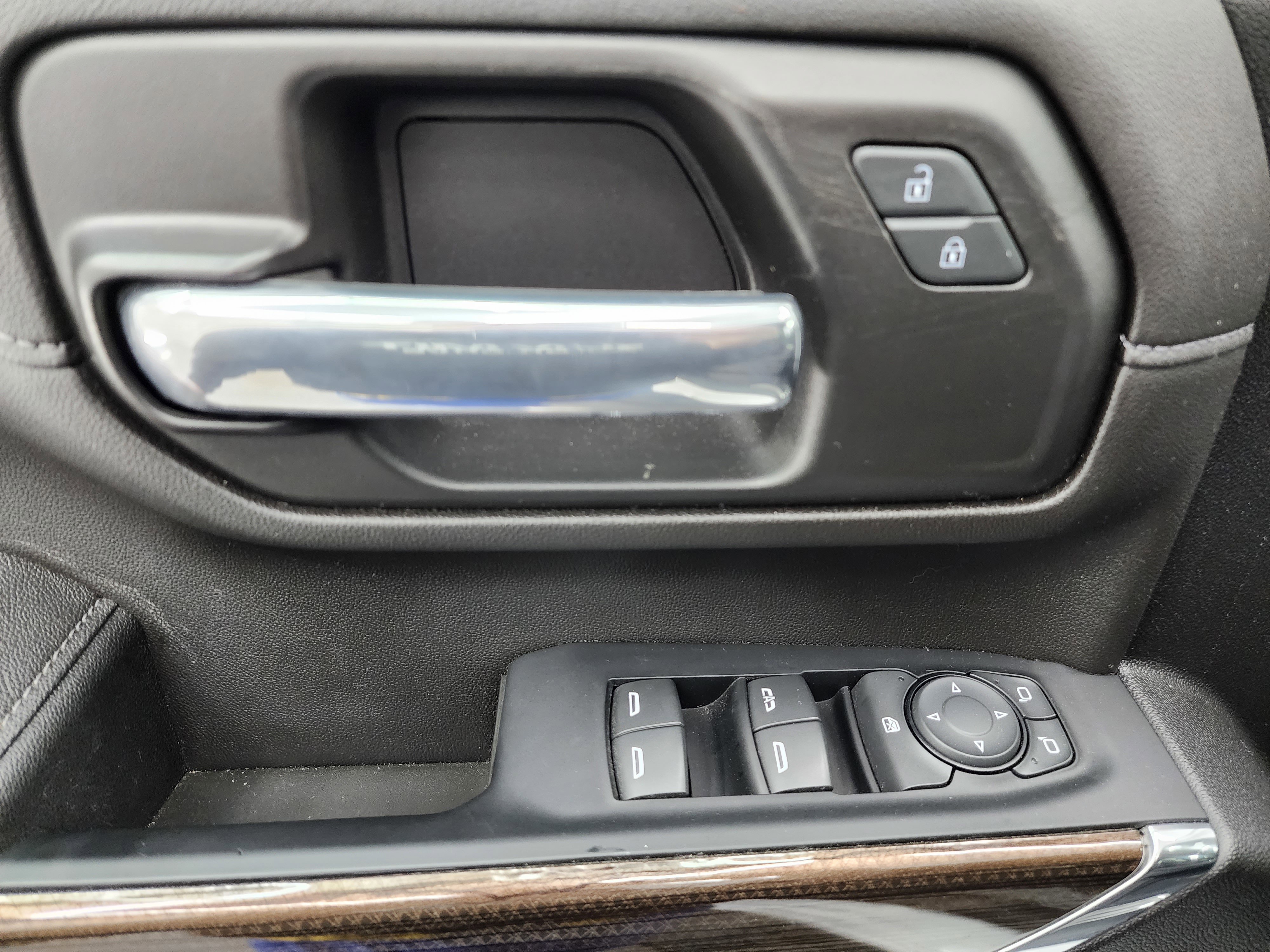 Used 2023 Chevrolet Silverado 2500 LT w/ Z71 Sport Edition image 38