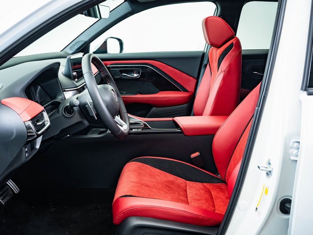 Certified 2025 Acura ADX A-Spec image 4