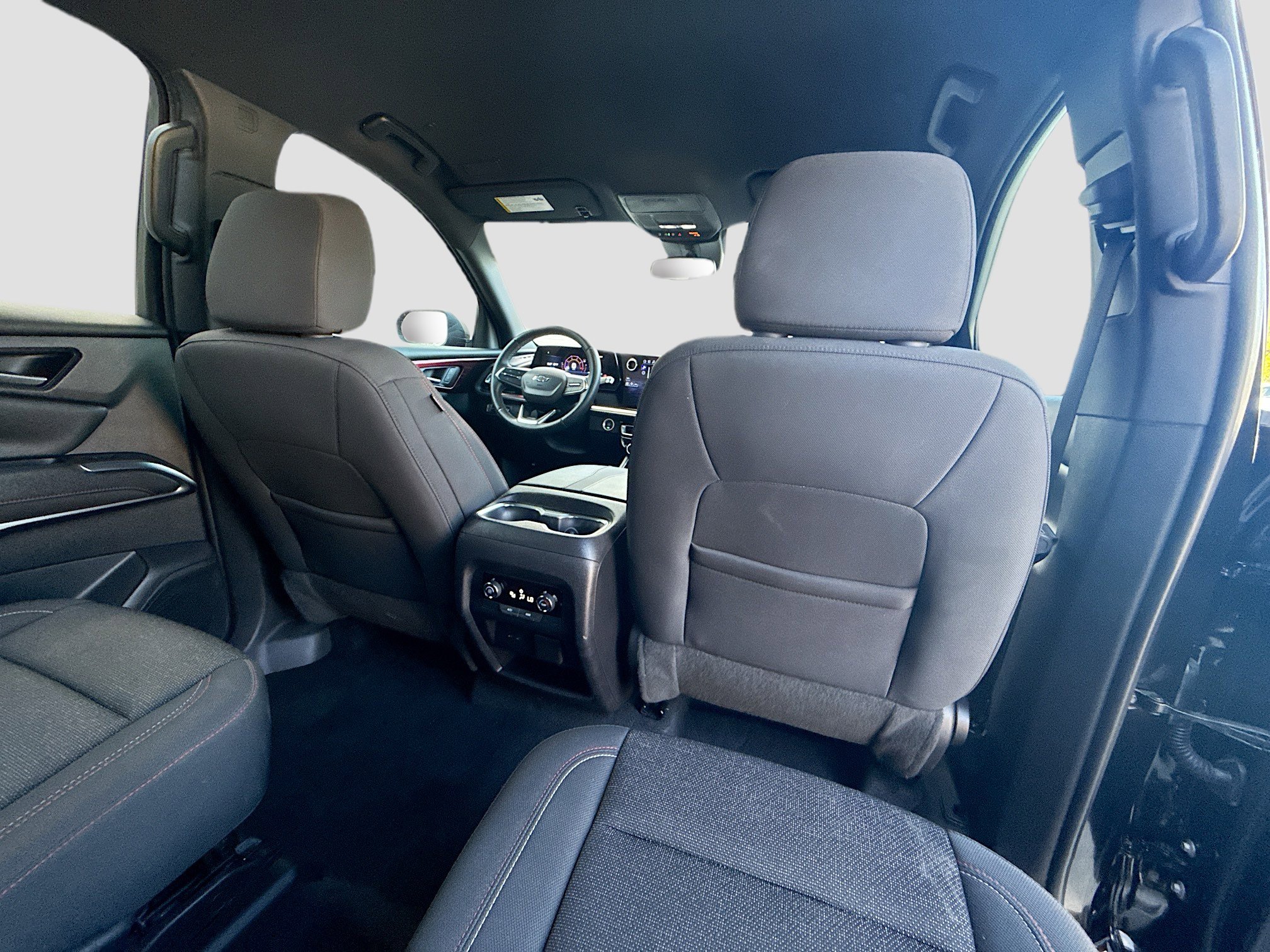 Used 2024 Chevrolet Traverse Z71 AWD/4WD image 30