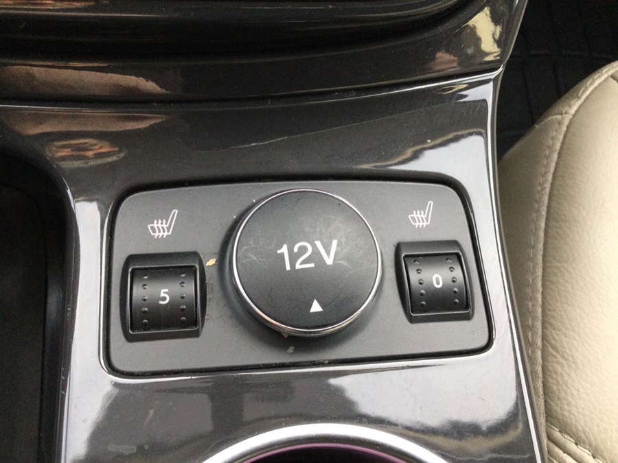 Used 2016 Ford Escape Titanium image 18