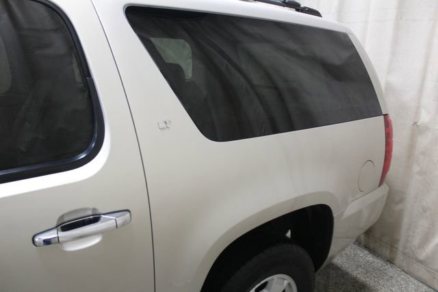 Used 2007 Chevrolet Suburban LT w/ LT Preferred Equipment Group image 6