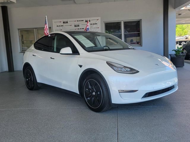 Used 2021 Tesla Model Y Long Range image 1