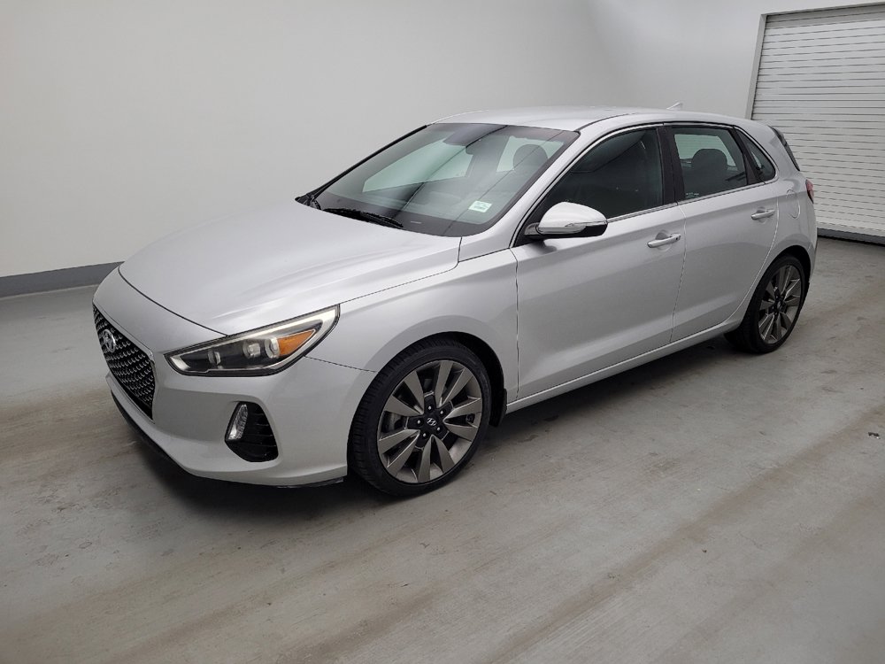 Used 2018 Hyundai Elantra GT Sport FWD image 2