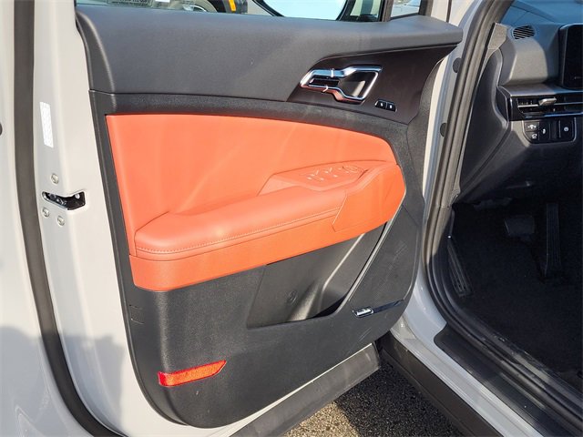 New 2026 Kia Sportage SX image 10