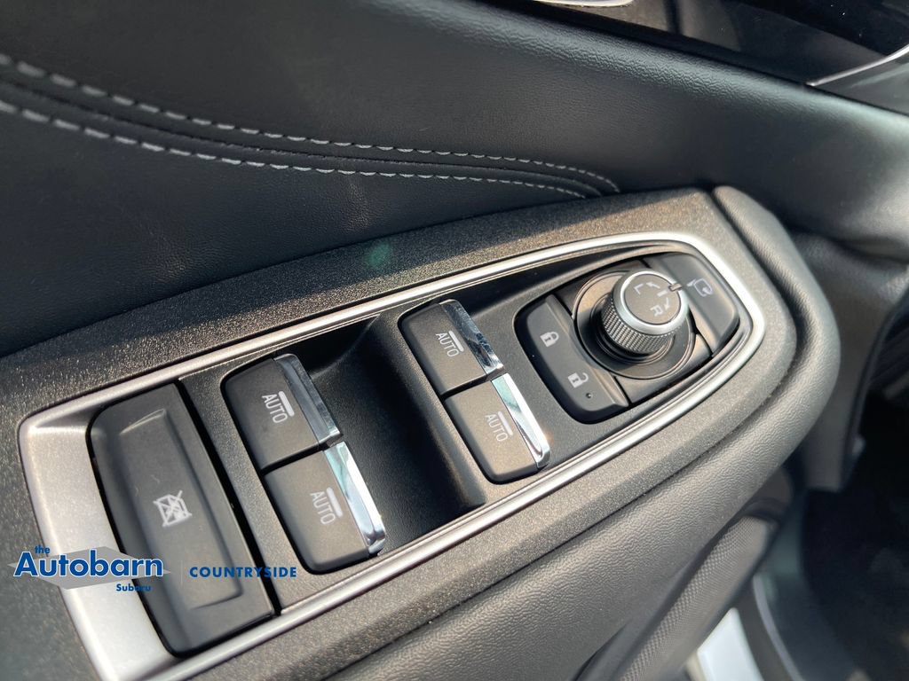 Used 2024 Subaru Outback Touring AWD/4WD image 11