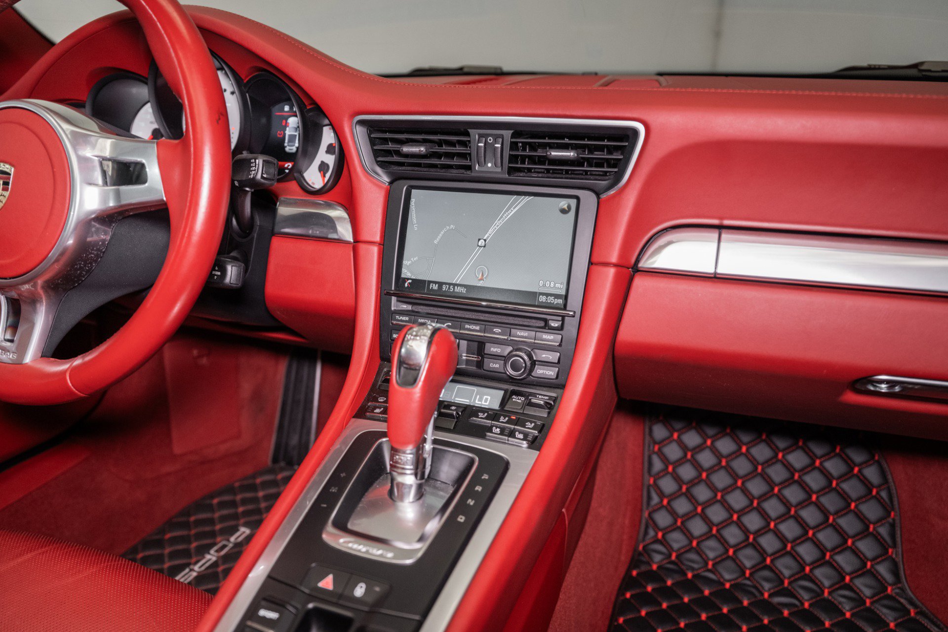 Used 2016 Porsche 911 Carrera S image 28