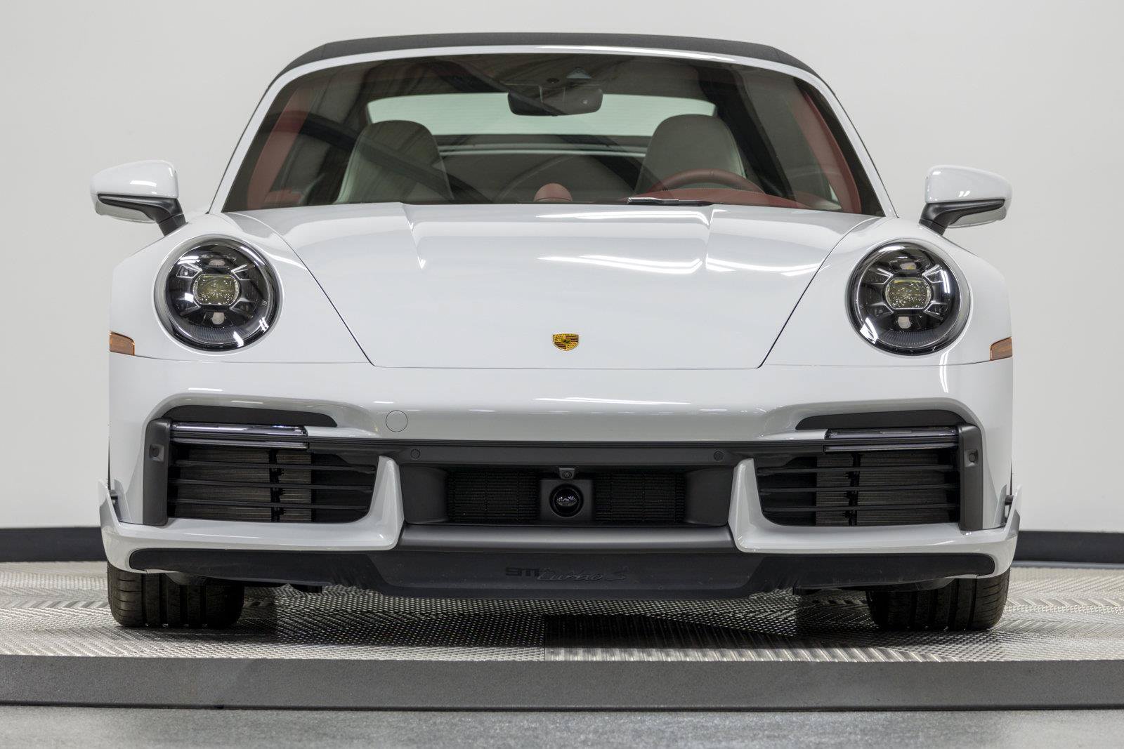 Used 2022 Porsche 911 Turbo S AWD/4WD image 18