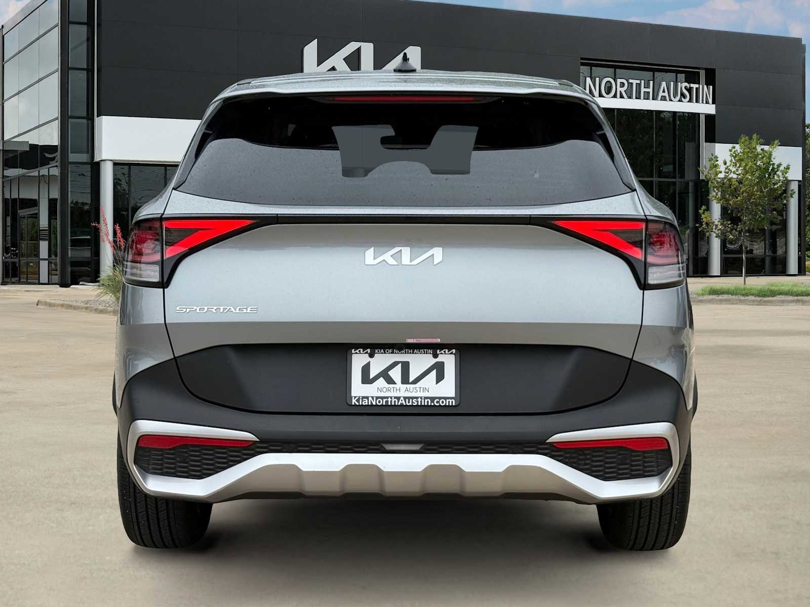 Certified 2024 Kia Sportage EX FWD image 9