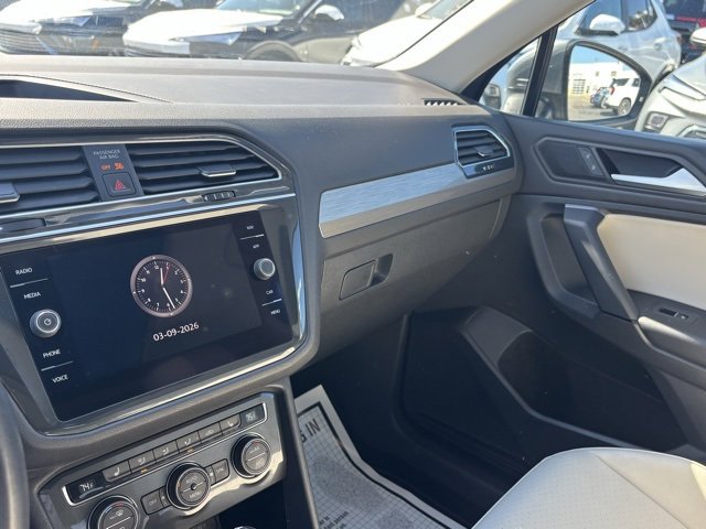 Used 2019 Volkswagen Tiguan SEL w/ 3rd Row Seat Package image 32