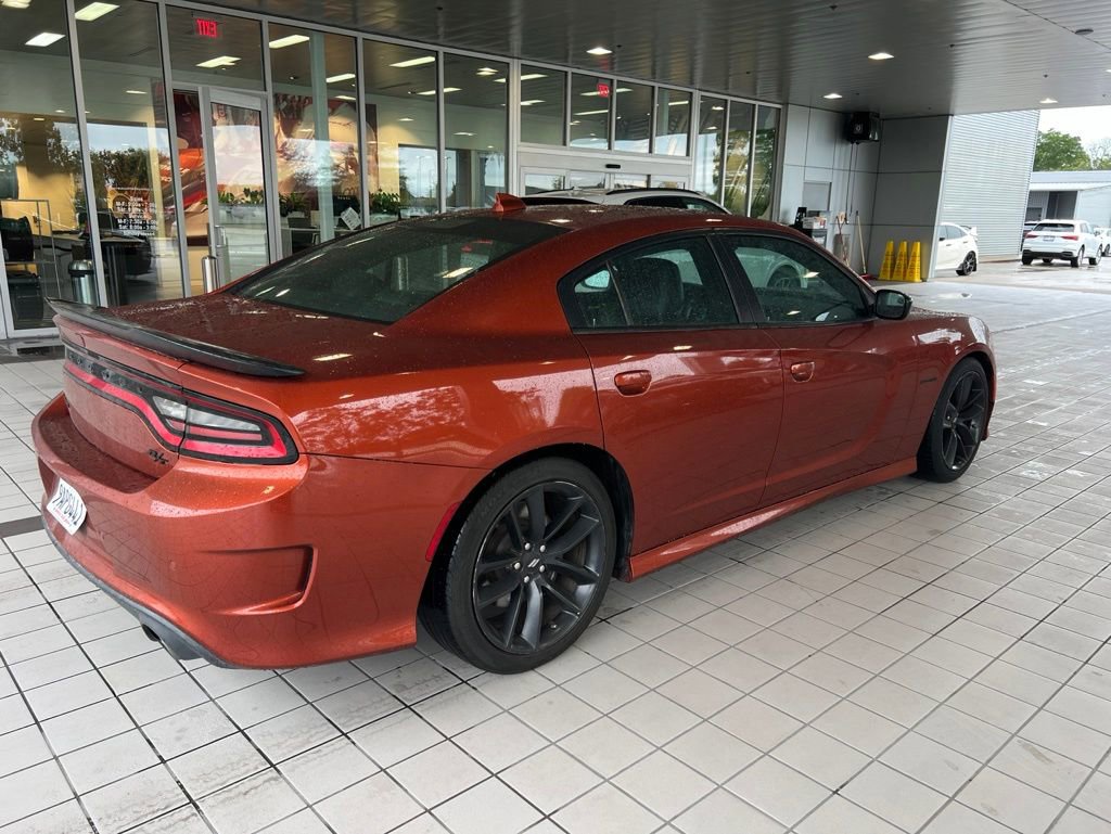 Used 2022 Dodge Charger R/T w/ Plus Group RWD image 4