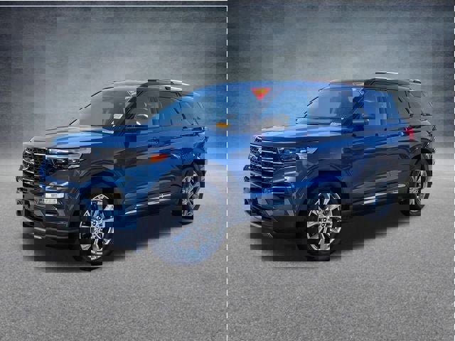 Used 2021 Ford Explorer XLT w/ Equipment Group 202A image 8