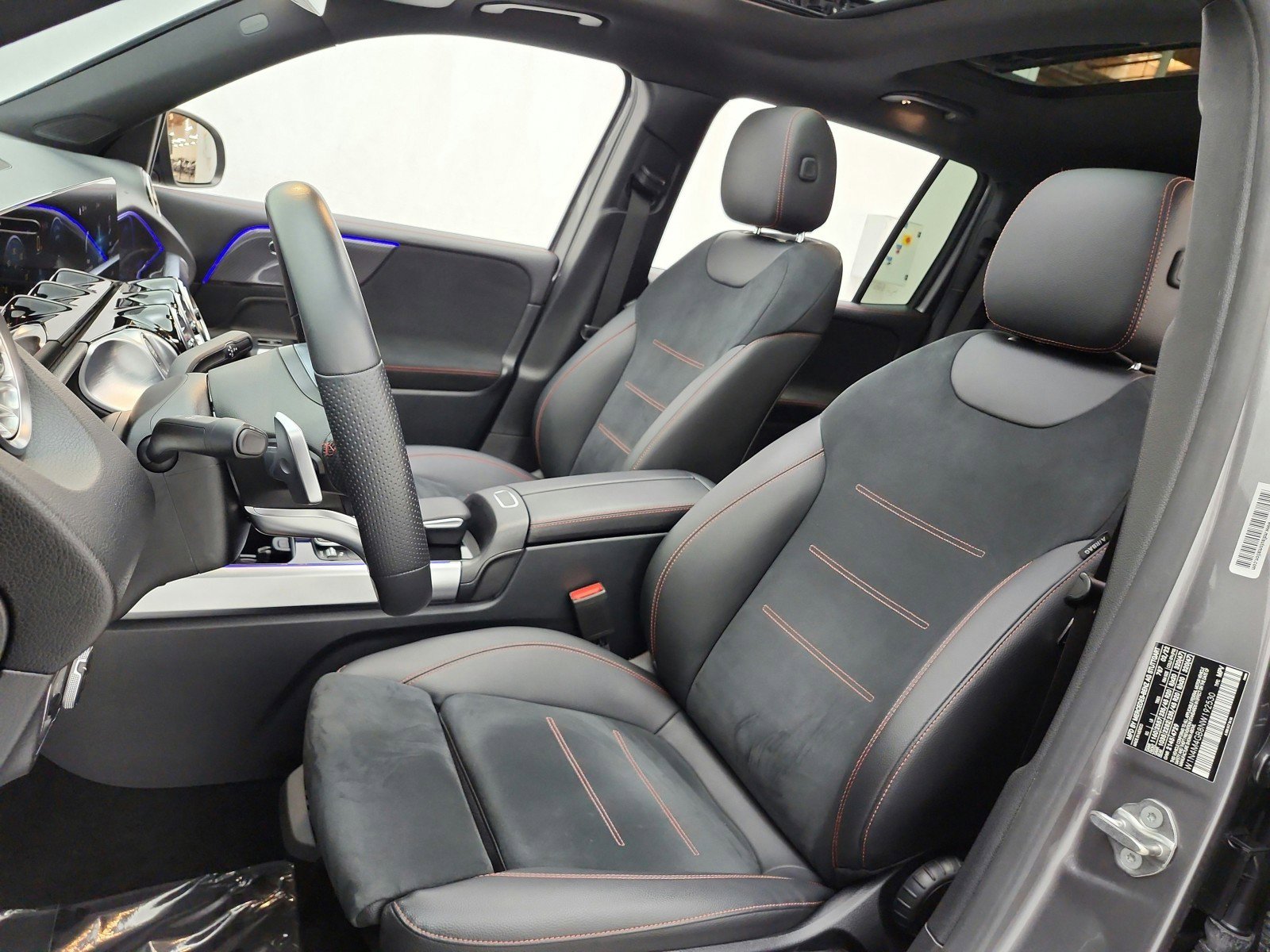 Used 2022 Mercedes-Benz GLB 250 image 10
