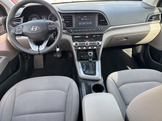 Used 2020 Hyundai Elantra SE image 4