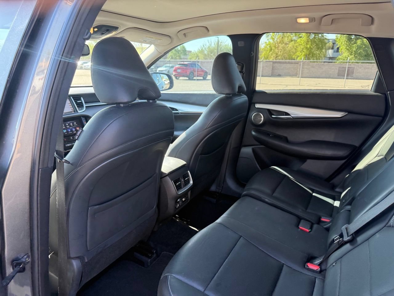Used 2019 INFINITI QX50 Essential w/ Premium Heat Package FWD image 11