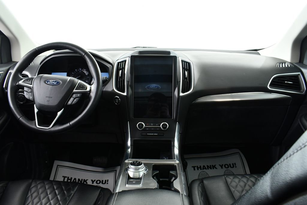 Used 2024 Ford Edge Titanium w/ Equipment Group 301A image 7