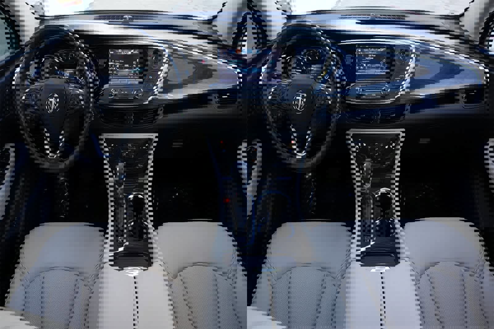 Used 2020 Buick Envision Essence image 7