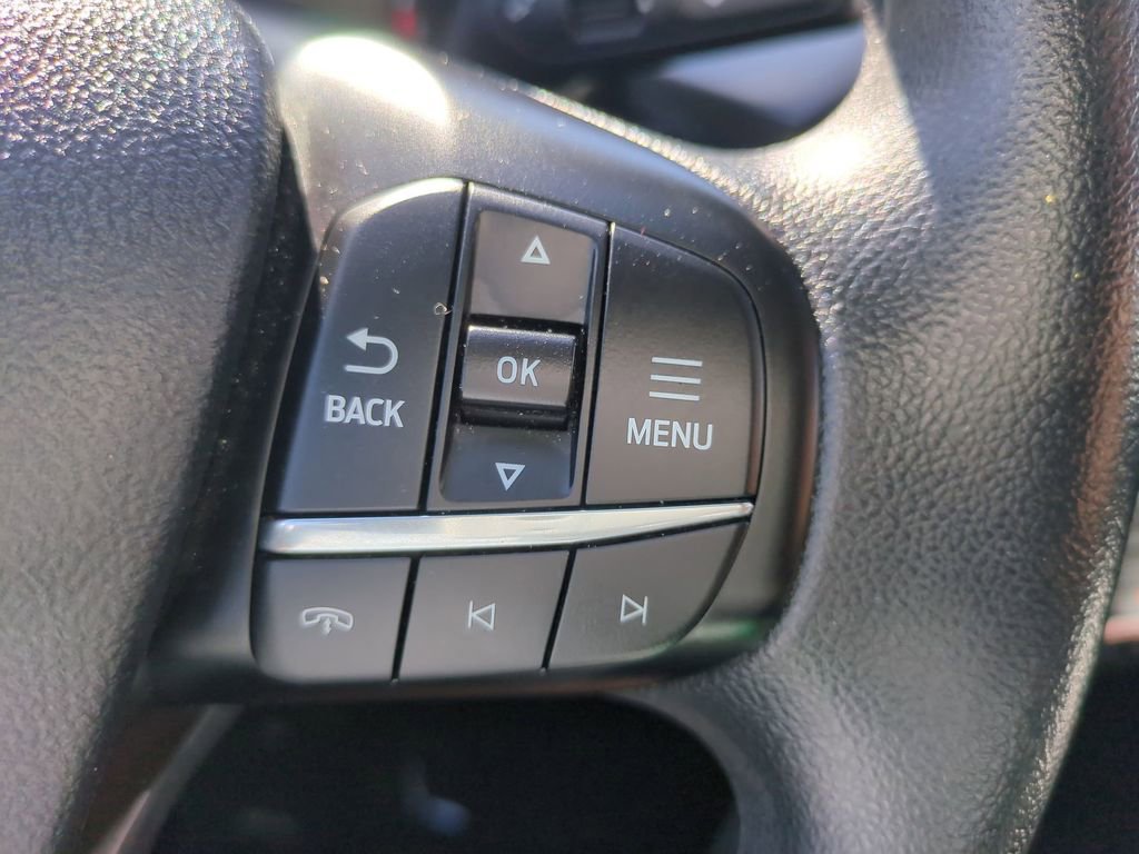 Used 2025 Ford Escape Active AWD/4WD image 19