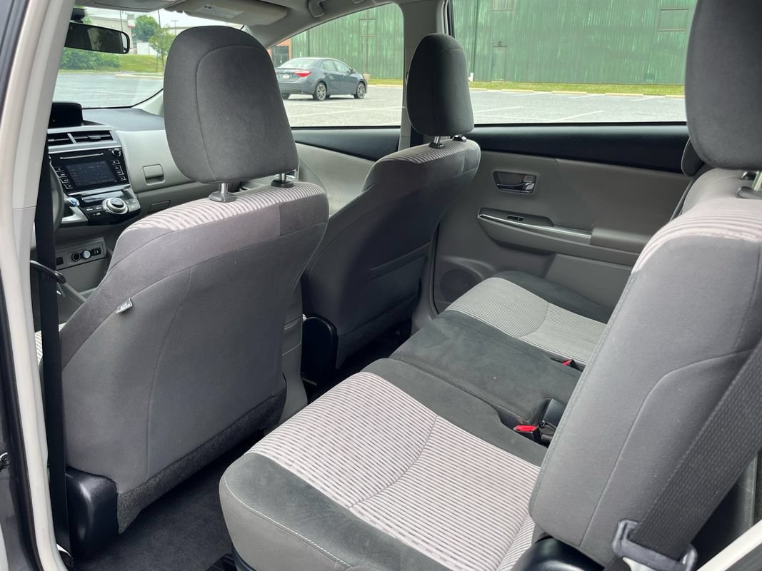 Used 2016 Toyota Prius V Two FWD image 10
