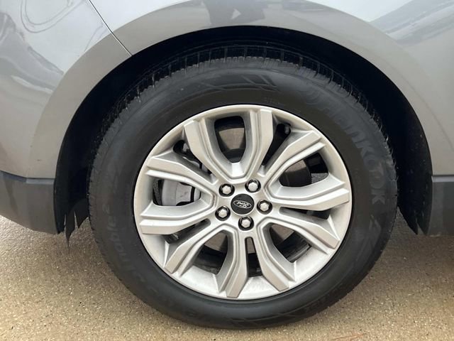 Certified 2023 Ford Edge Titanium w/ Equipment Group 301A AWD/4WD image 9