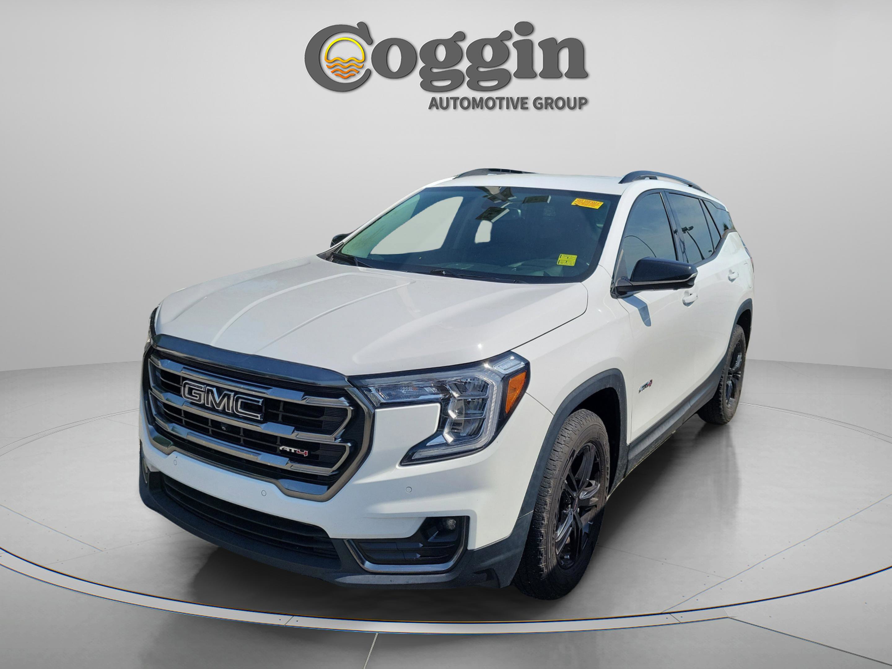 Used 2022 GMC Terrain AT4 w/ Infotainment Package II AWD/4WD image 1