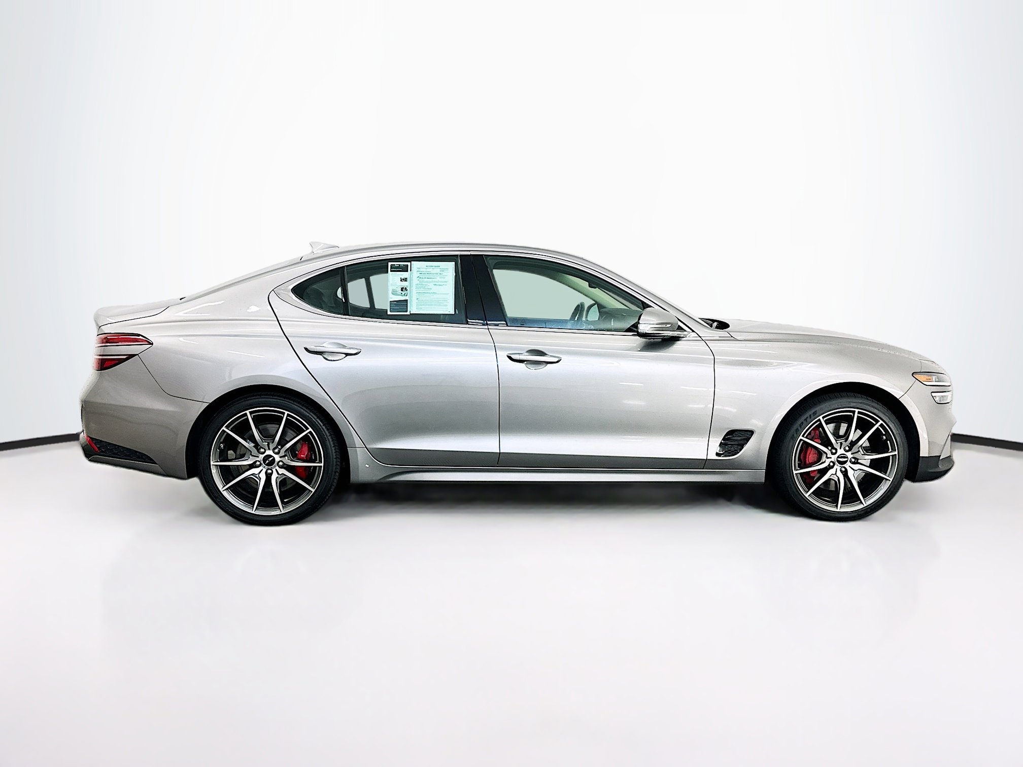 Used 2025 Genesis G70 2.5T AWD/4WD image 10