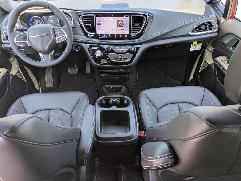 New 2026 Chrysler Pacifica Select image 29