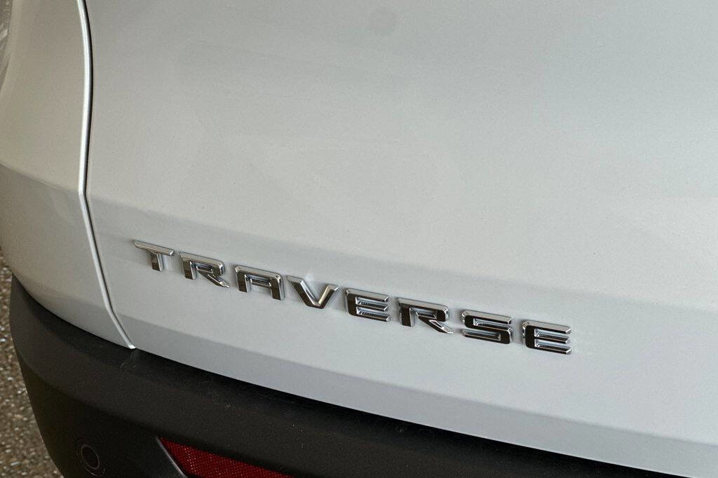 New 2026 Chevrolet Traverse LT w/ Sun and Wheel Package image 27