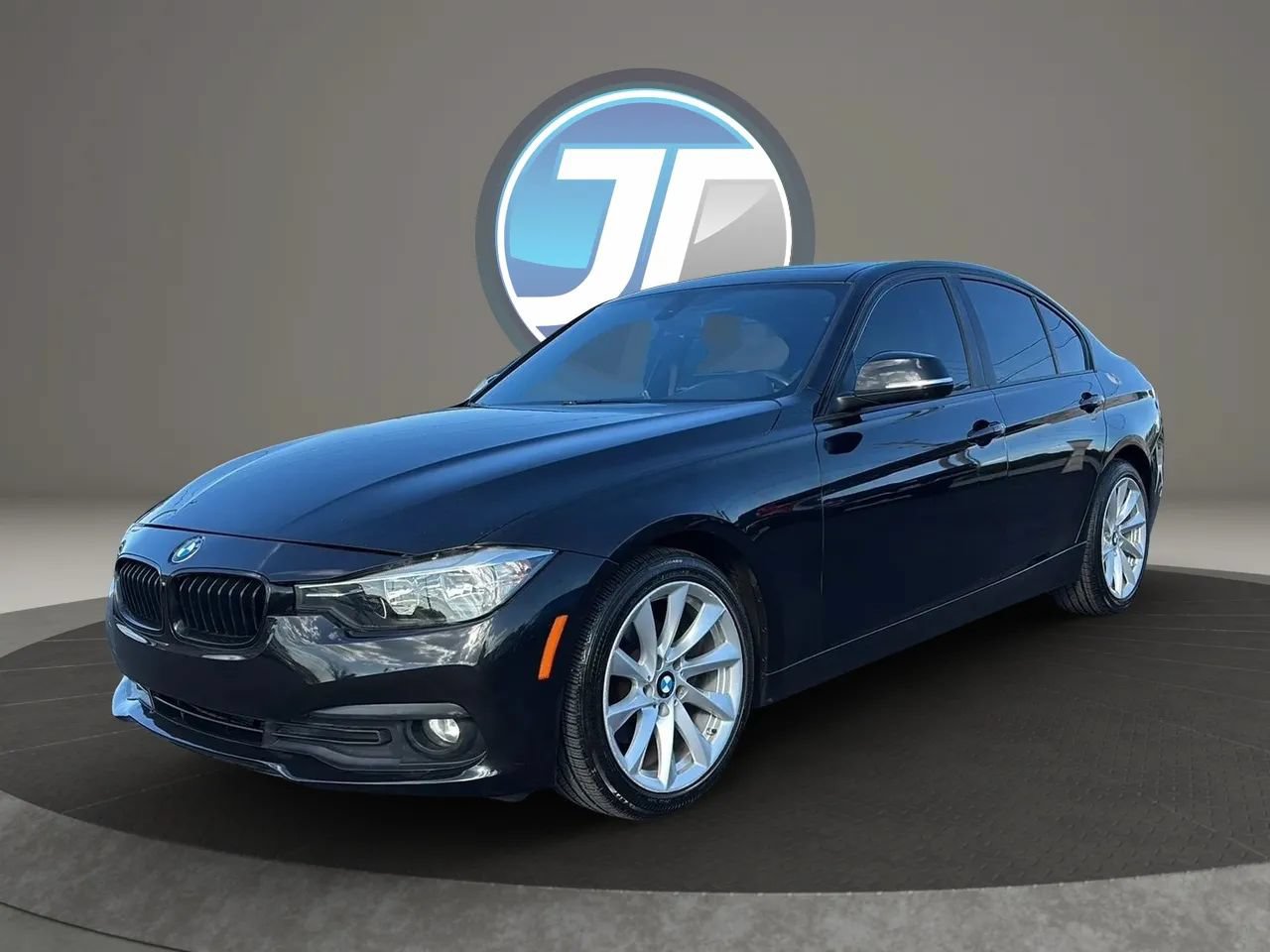 Used 2017 BMW 320i xDrive Sedan AWD/4WD image 26