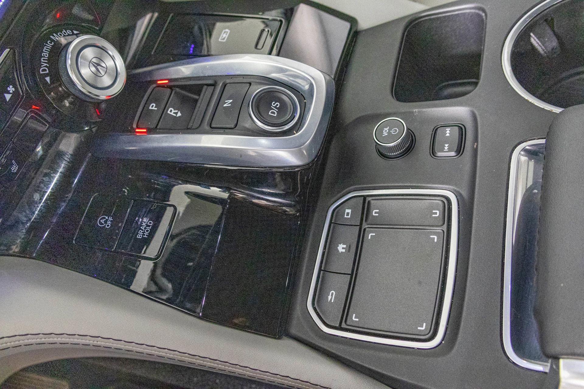 Used 2023 Acura MDX SH-AWD w/ Advance Package image 18