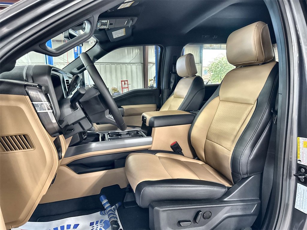 New 2026 Ford F350 Lariat w/ Lariat Premium Package image 12