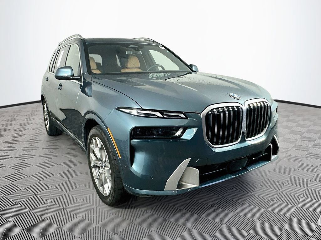 Used 2026 BMW X7 xDrive40i AWD/4WD image 1
