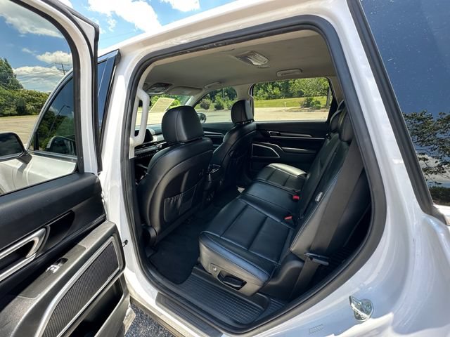Used 2024 Kia Telluride LX FWD image 19