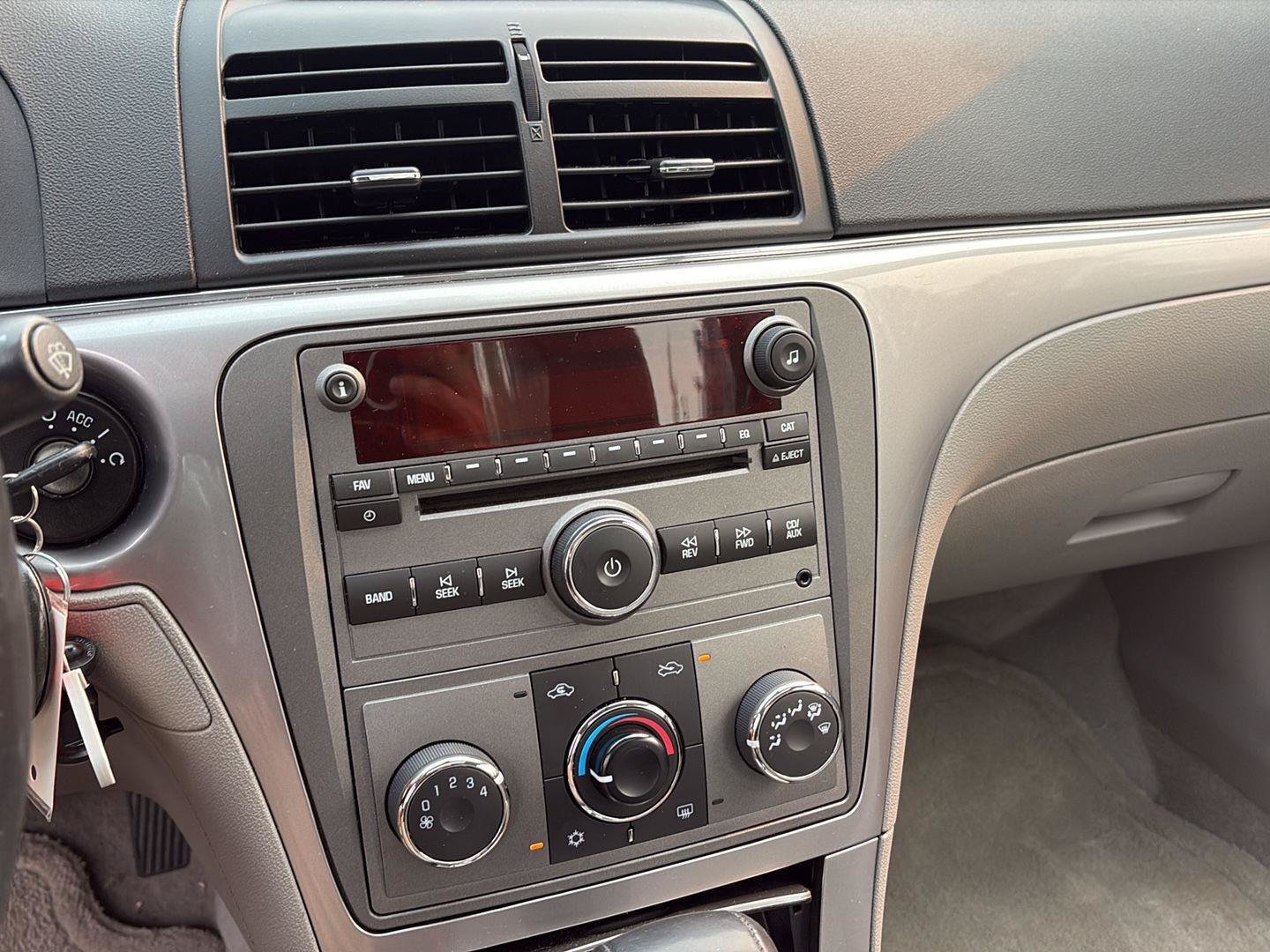 Used 2008 Saturn Aura XE w/ Preferred Package FWD image 9