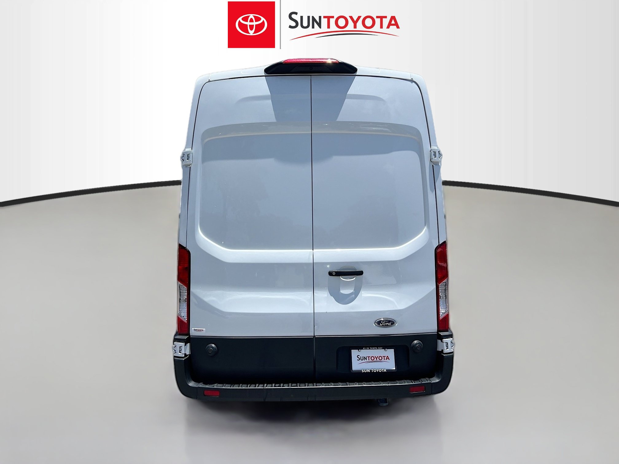 Used 2024 Ford Transit 250 148 High Roof Extended w/ Load Area Protection Package RWD image 5