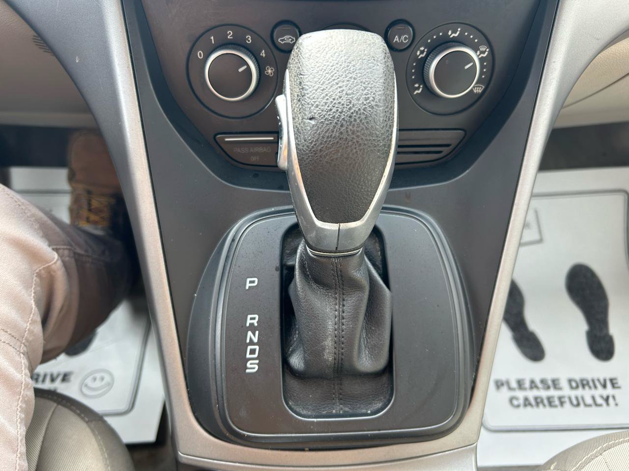 Used 2014 Ford Escape SE FWD image 27