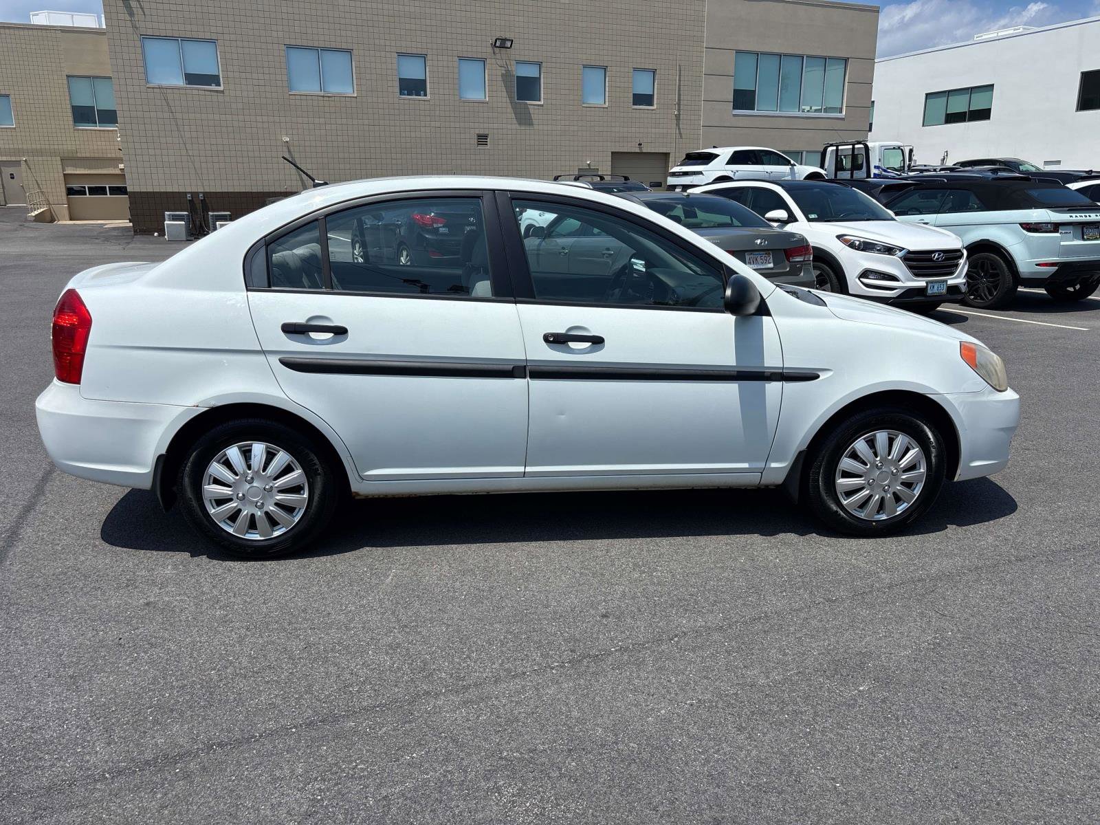 Used 2009 Hyundai Accent GLS image 4