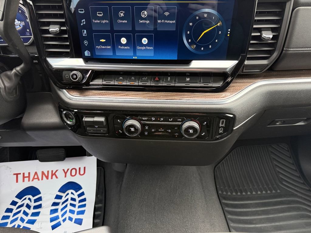 Used 2022 Chevrolet Silverado 1500 LT image 11